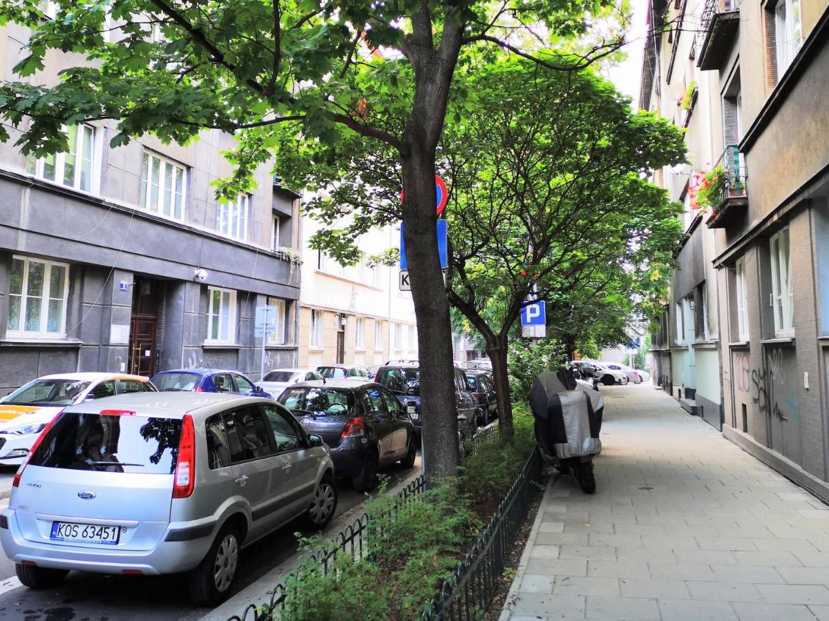 Basic, Quiet Apartment Close To Main Square Krakow Exterior photo
